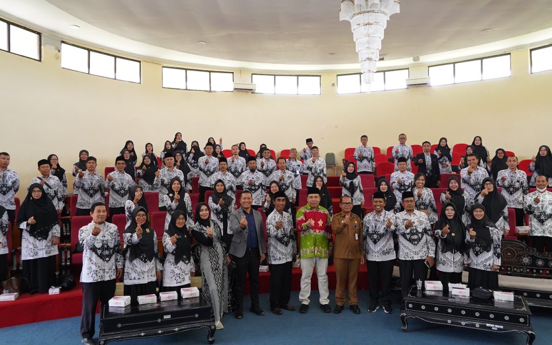 Guru Cerdas Finansial, Guru Sejahtera: PGRI Selaparang Gelar Workshop di Balai GTK NTB